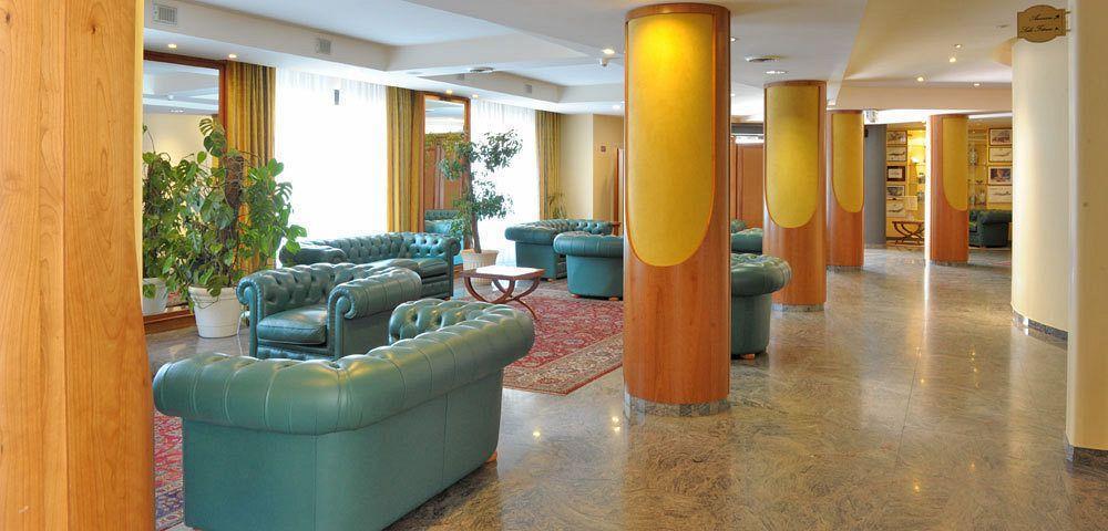 Hotel Svevo Gioia Del Colle Εξωτερικό φωτογραφία