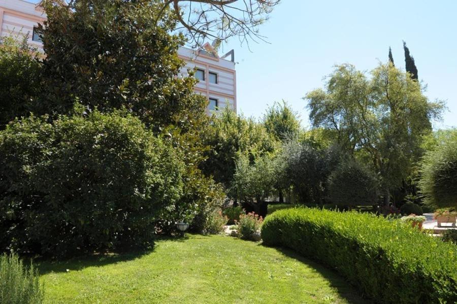 Hotel Svevo Gioia Del Colle Εξωτερικό φωτογραφία